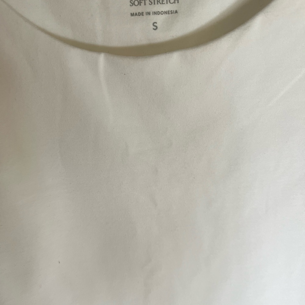 Banana Republic Soft Stretch Tank Top Size Small NWT - Picture 5 of 5